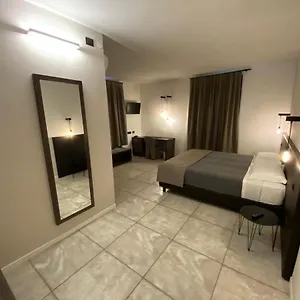 https://taverna-napoleone.emilia-romagnahotels.net